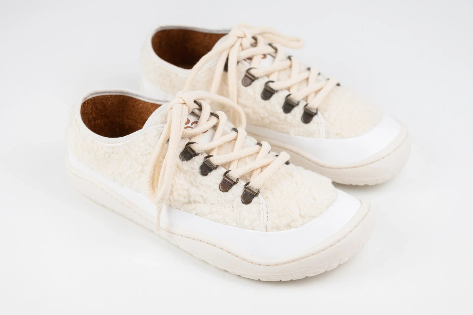 Босоногие кеды Sambas the bambas Nevada — бежевые